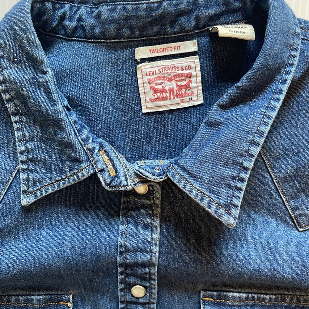 Levi’s Tailored Fit Shirt Size XL - Picture 3 of 5